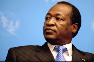 Burkina Faso : Compaoré  réaffirme lÂ’utilité dÂ’une deuxième chambre après avoir reçu un rapport sur lÂ’opérationnalisation du Sénat
